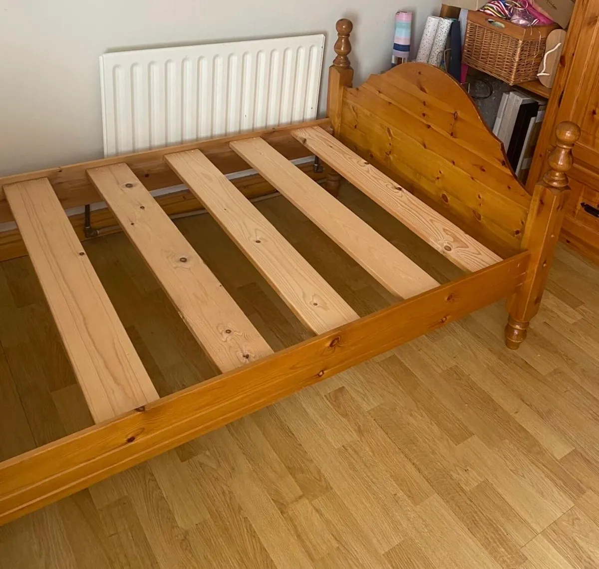 Single bed (solid pine) - Image 3