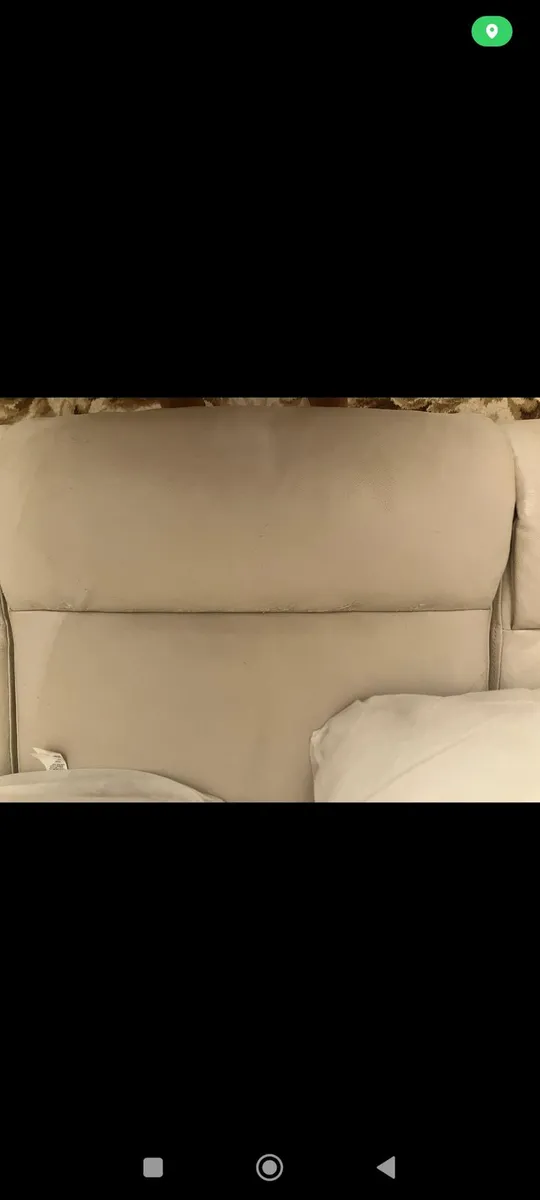 Couch and recliners - Image 3