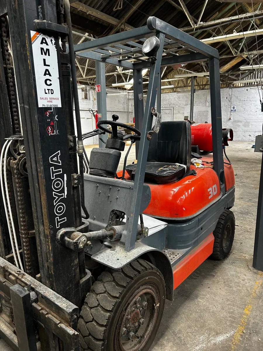 Forklift - Image 1