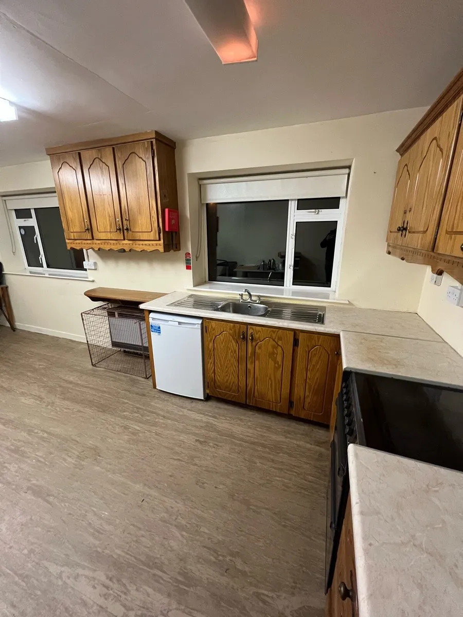 Kitchen units - Image 4