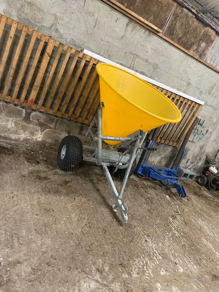 Quad spreader - Image 1
