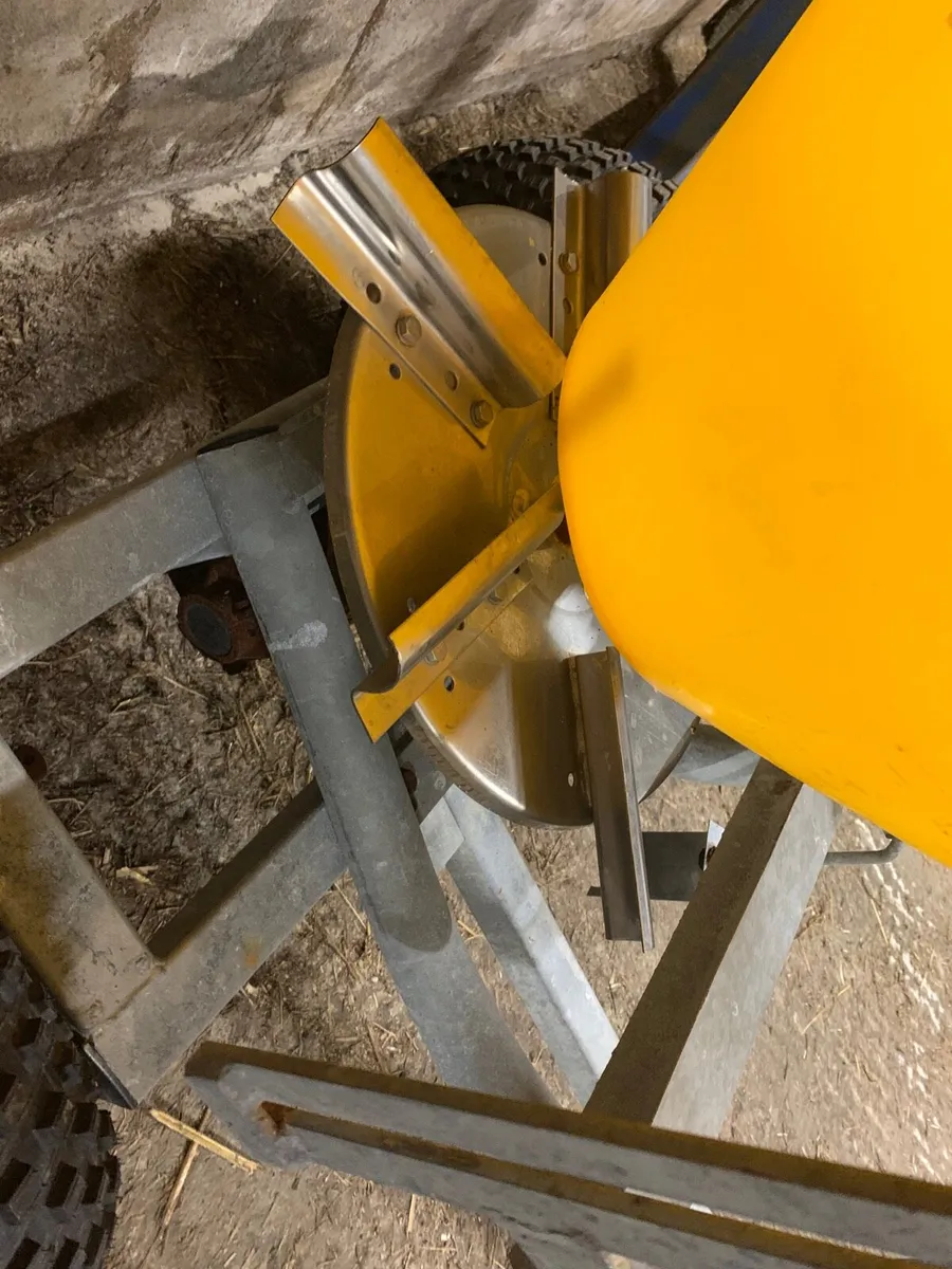 Quad spreader - Image 2
