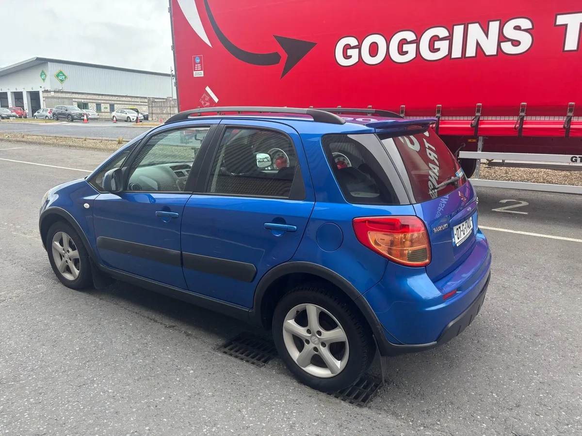 07 Suzuki SX4 - Image 4