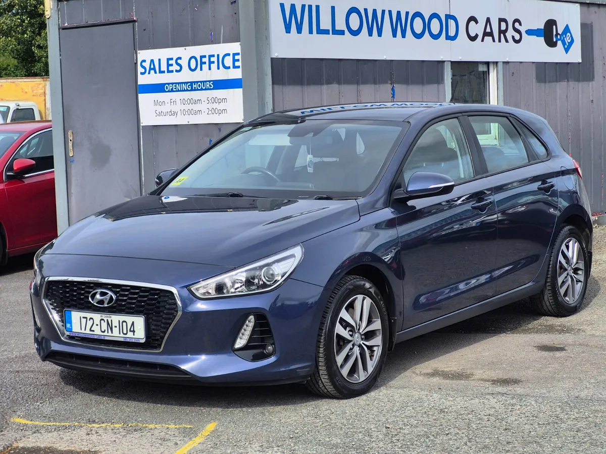 Hyundai i30 1.6crdi deluxe auto2017 new nct - Image 1