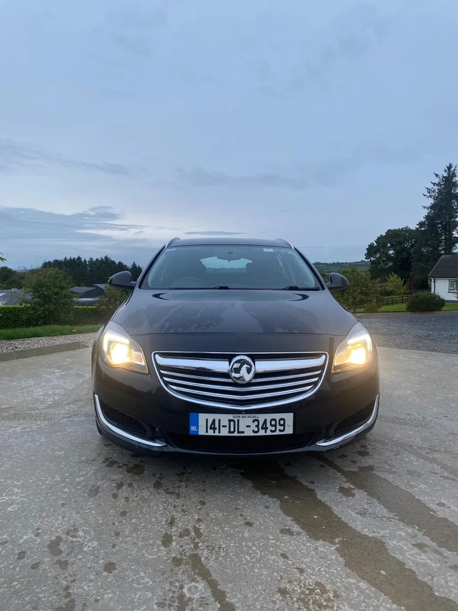 Vauxhall Insignia Estate 2014 - Image 1