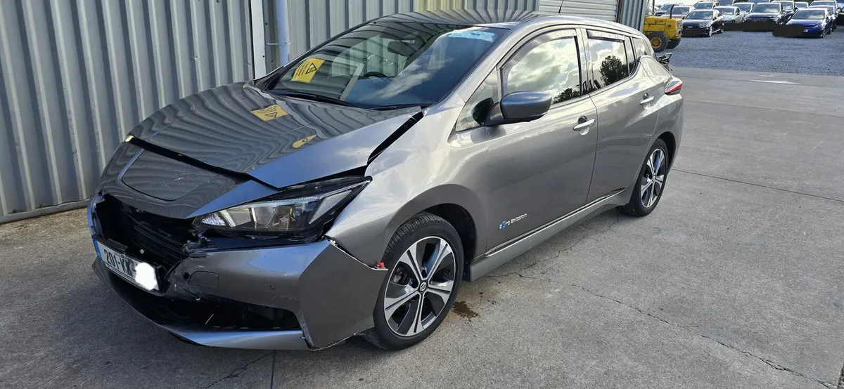 201 NISSAN LEAF - Image 1