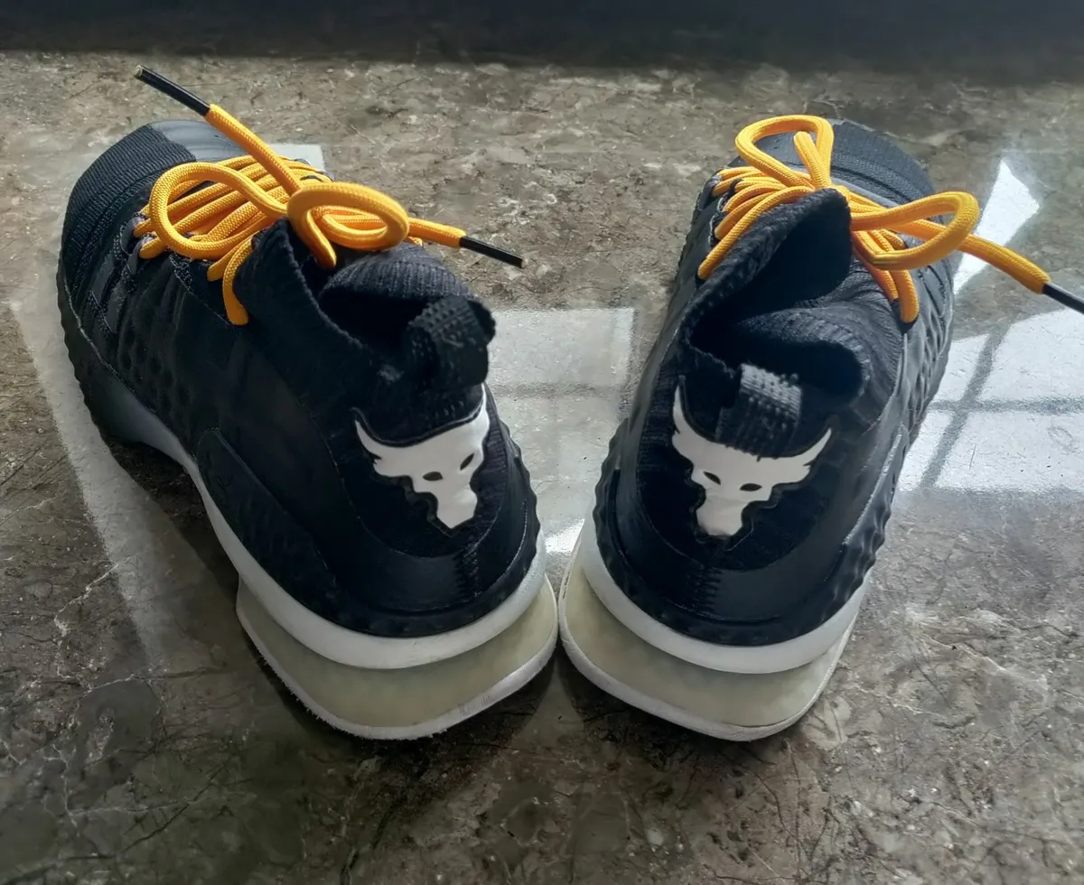 Under Armour Project Rock trainers Size 8uk 42.5eu - Image 1