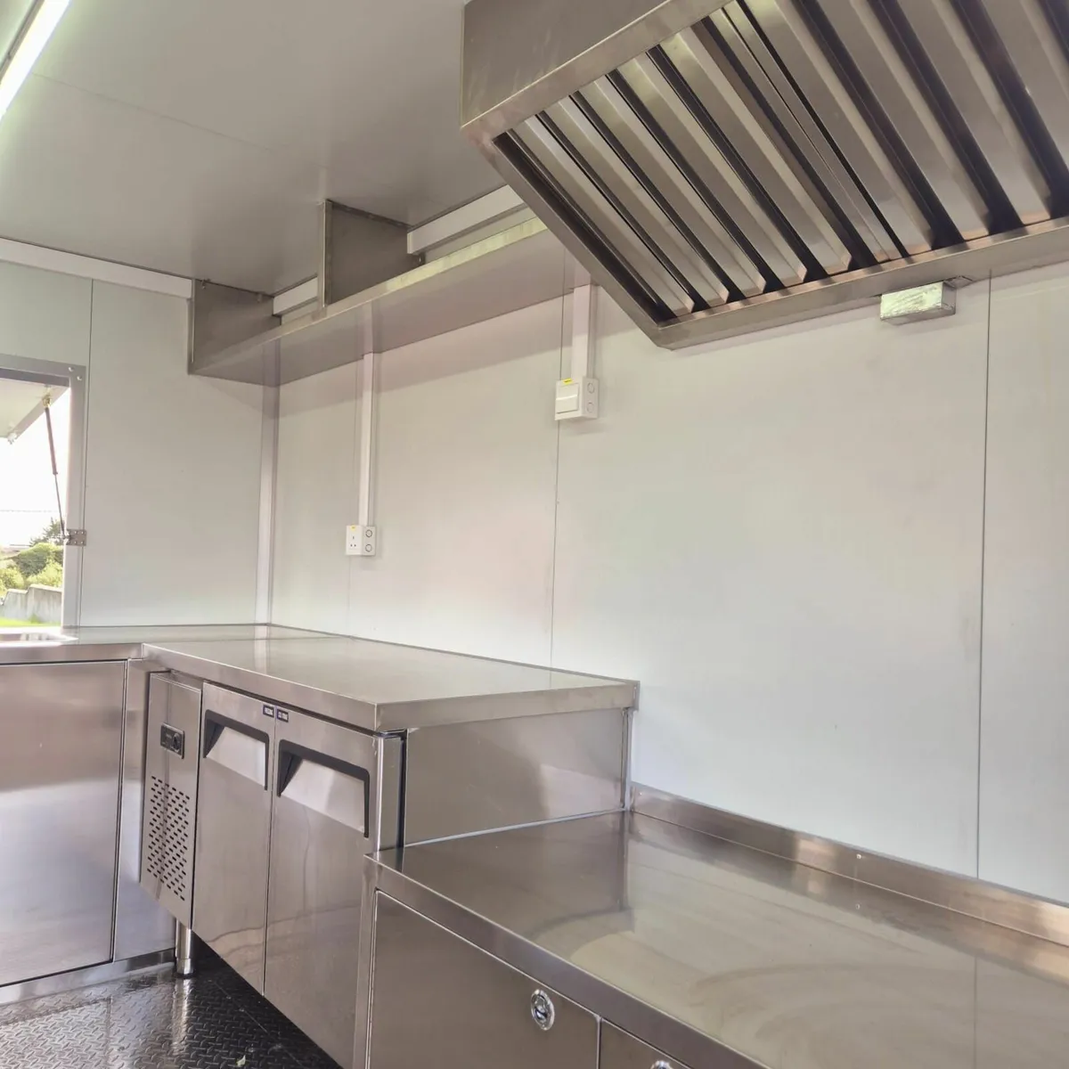 Catering unit - Image 2