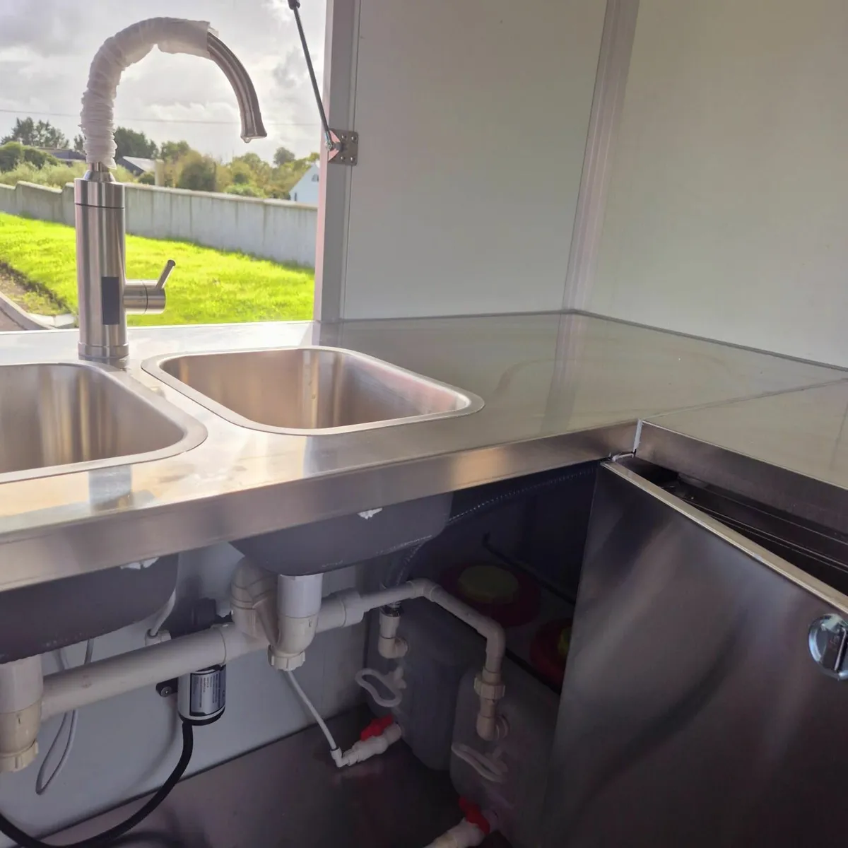 Catering unit - Image 3