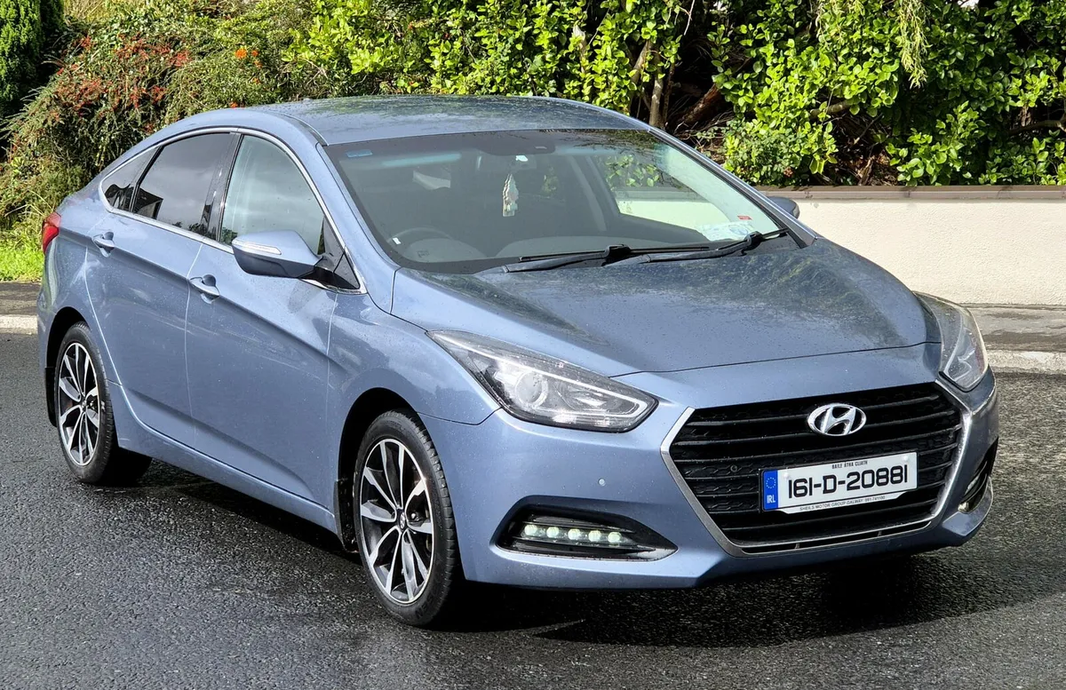 Car - Image 3