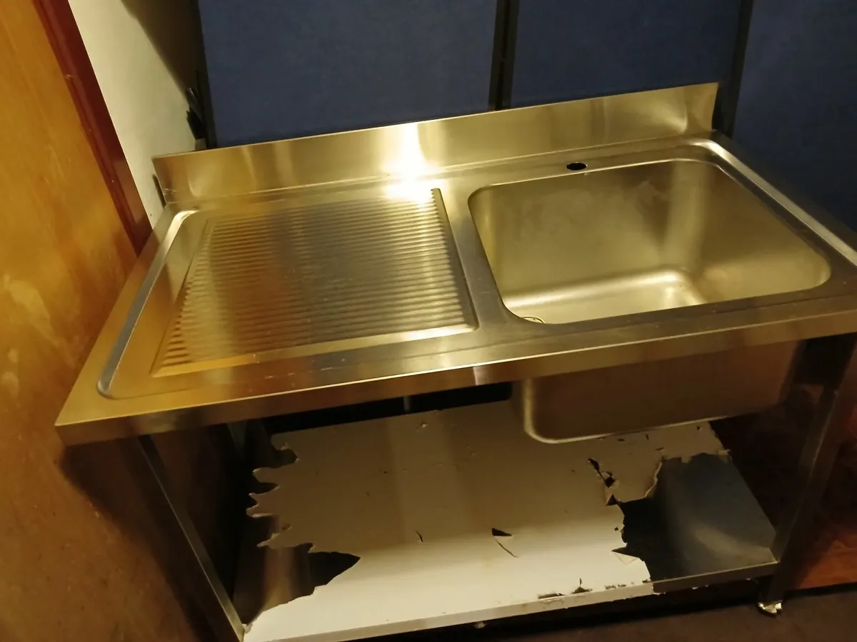Stainless steel cabbinet sink unit complete.. - Image 1
