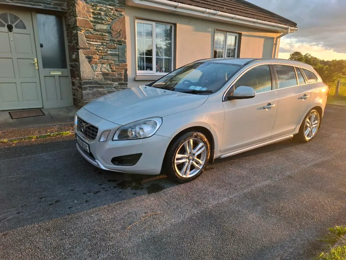 Volvo V60, 2.4 D5 - Image 2
