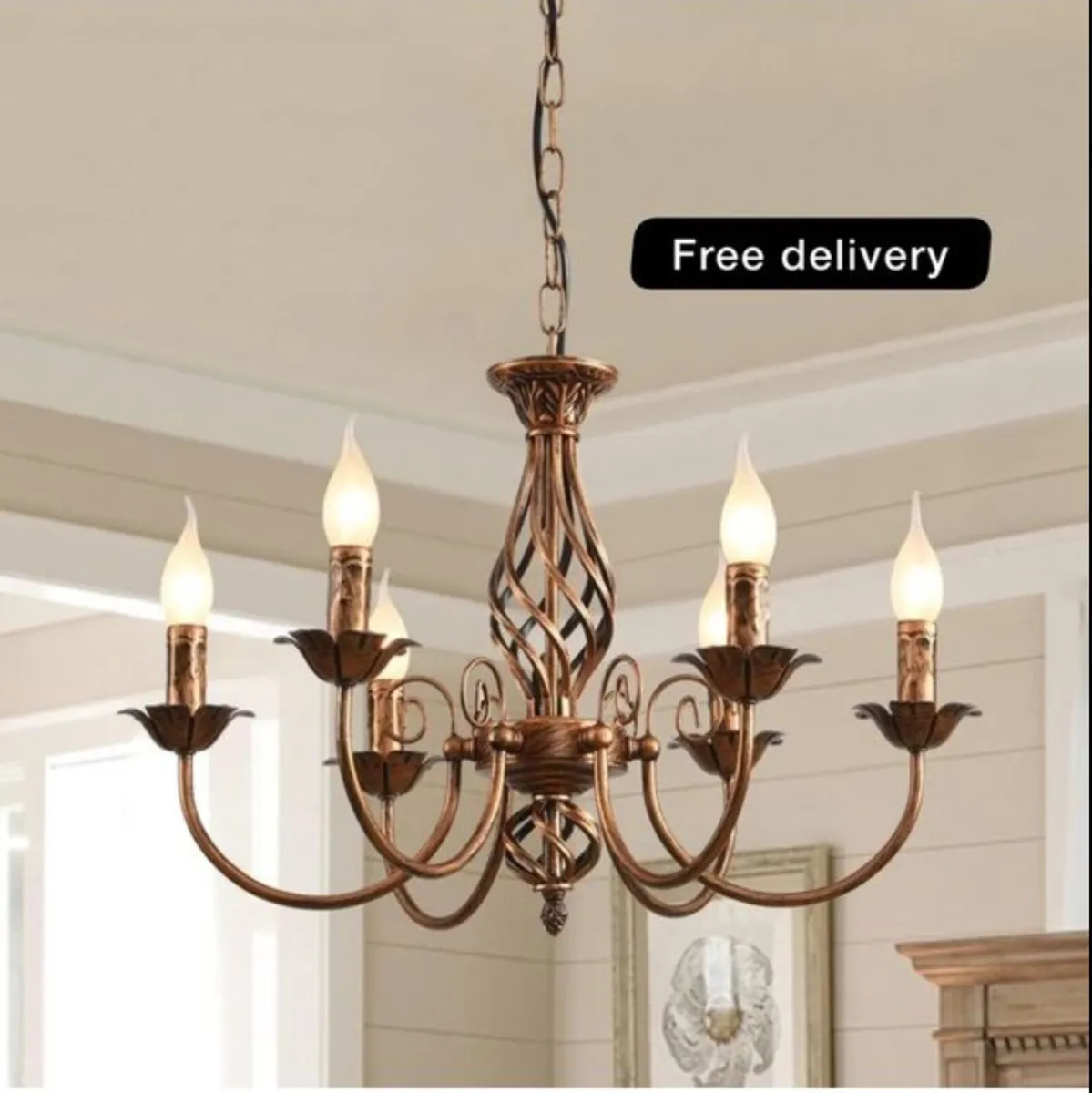 Traditional Country Style Chandelier