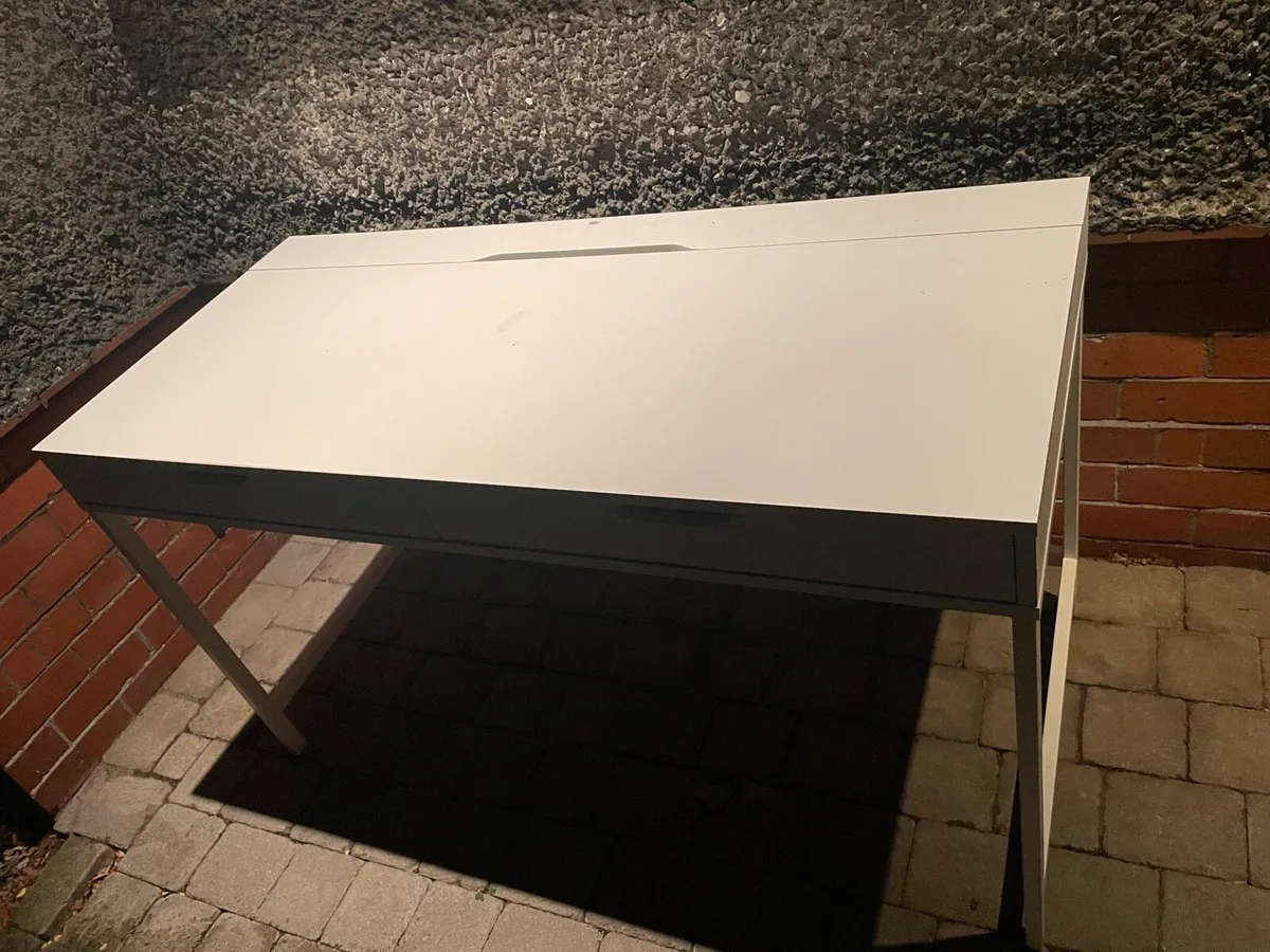 Desk - Image 2
