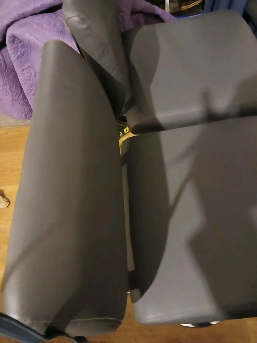 Kitchen stools - Image 4