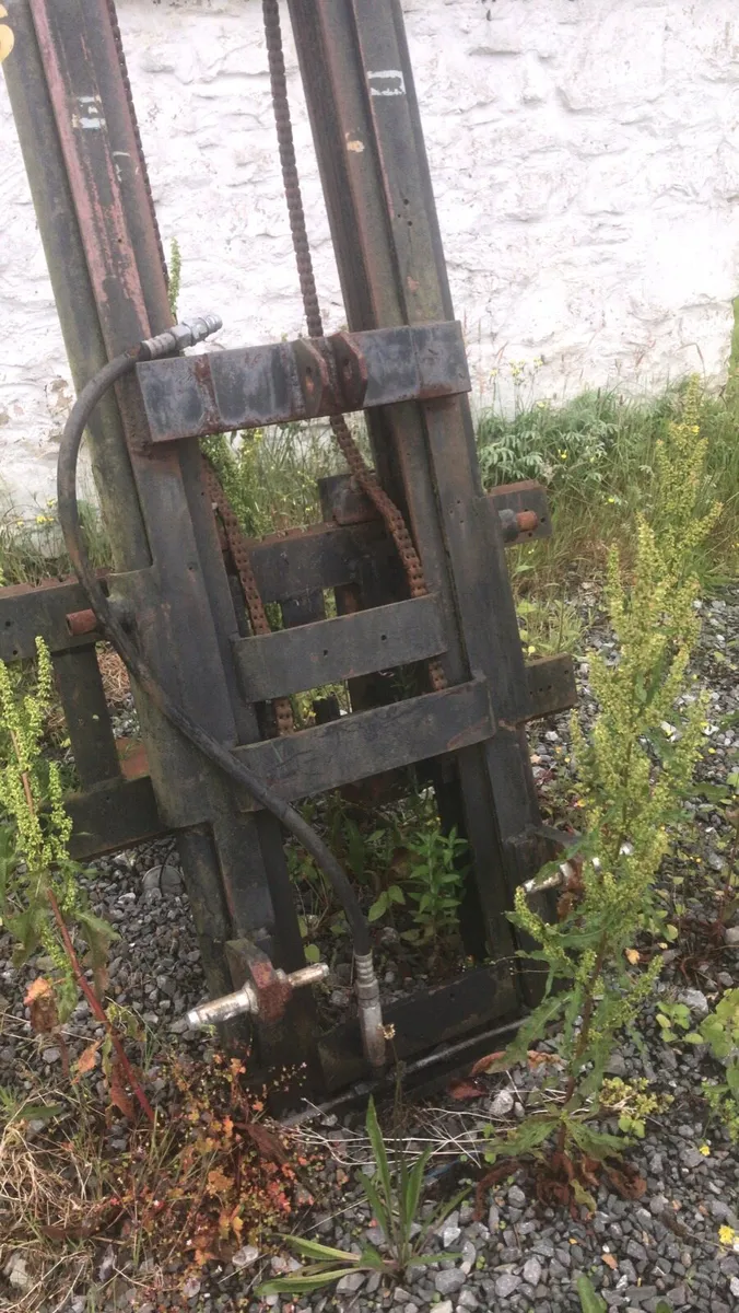 Fork lift for tractor - Image 1