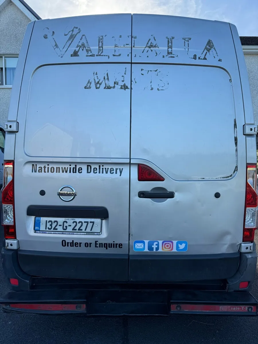 182 Nissan NV400 Fridge / Freezer - Image 2