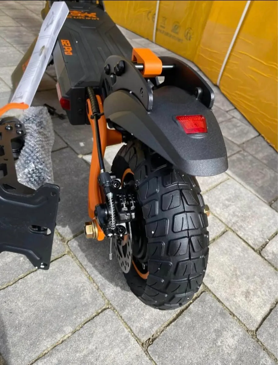 Kukirin G2 Pro Electric Scooters - Image 4