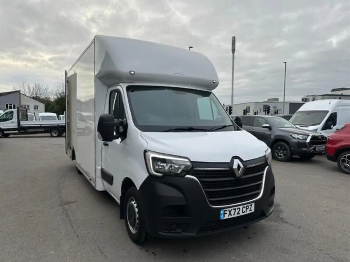 2 x 2023 Renault Master Lowloaders - Image 1