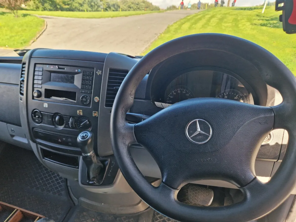 Mercedez Sprinter 2014 - Image 2