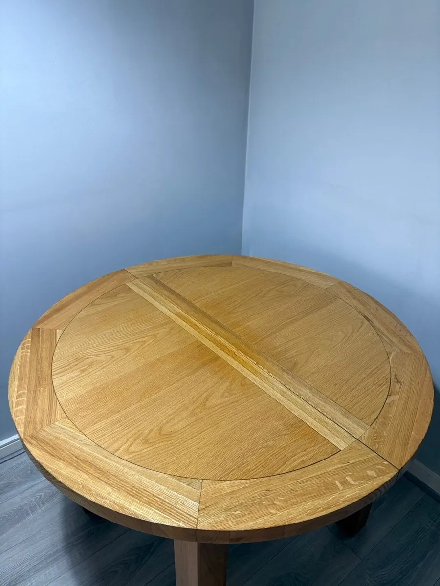 Kitchen table - Image 2