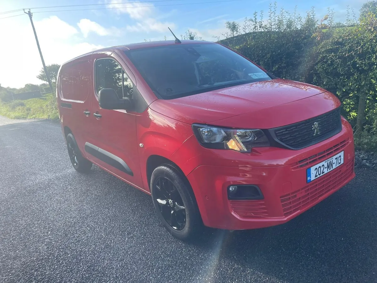 2020 Peugeot Partner LWB - Image 1