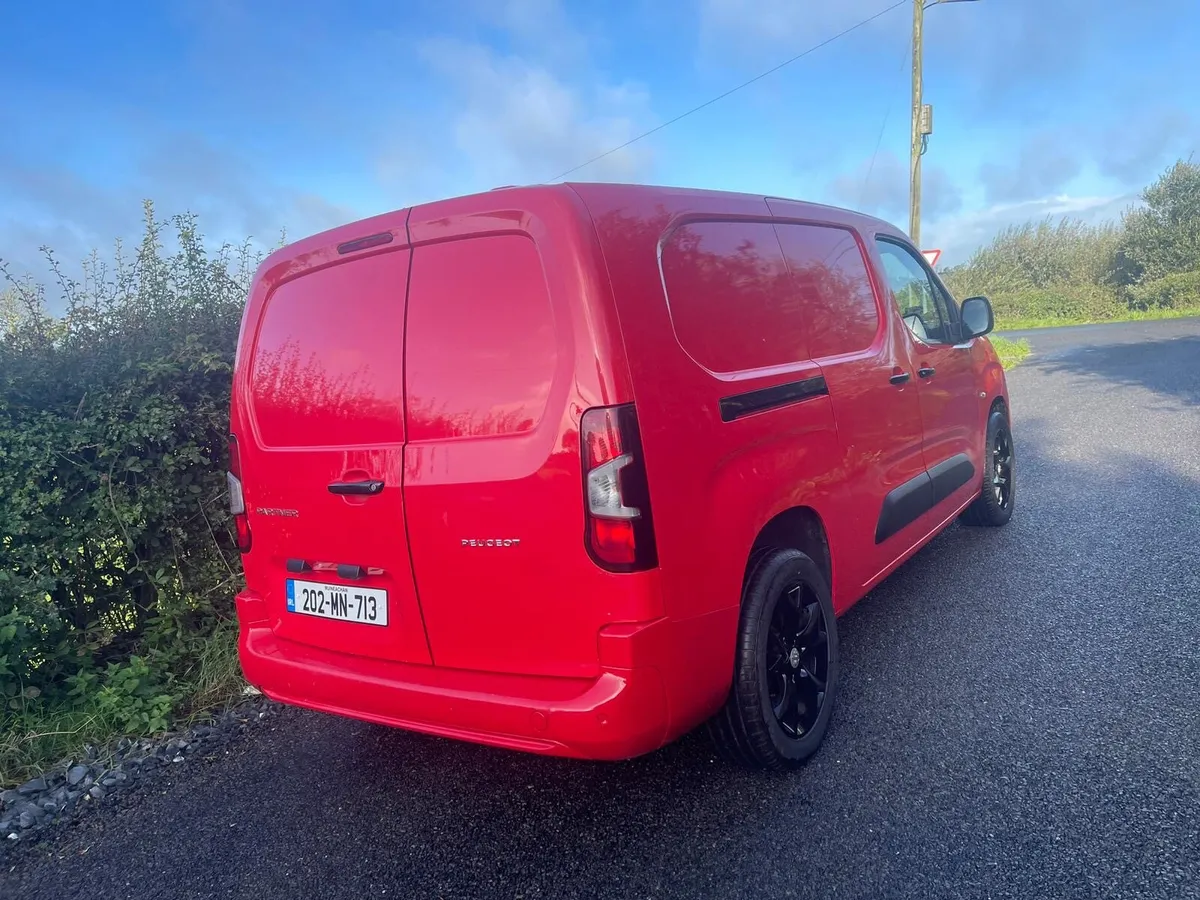 2020 Peugeot Partner LWB - Image 2
