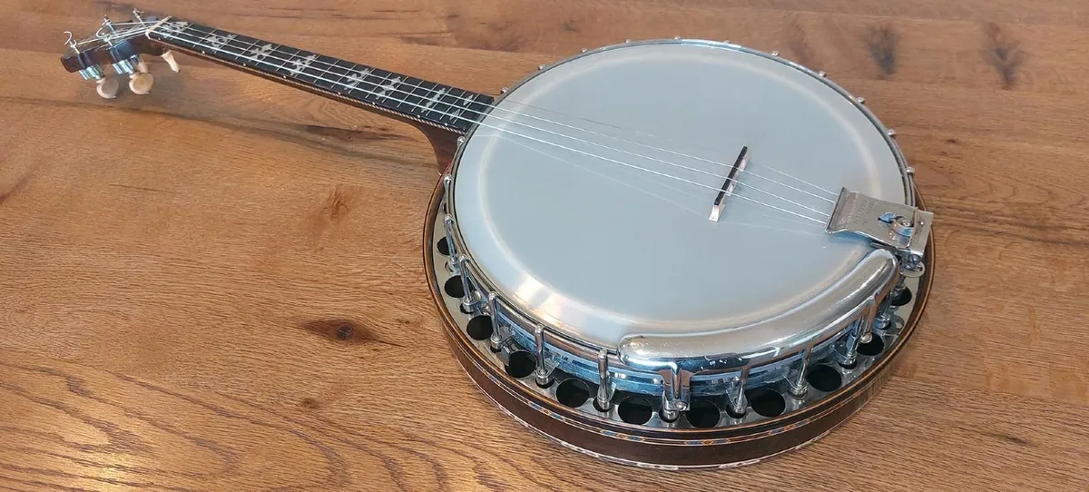 Paramount Leader Short Scale tenor banjo - Image 3