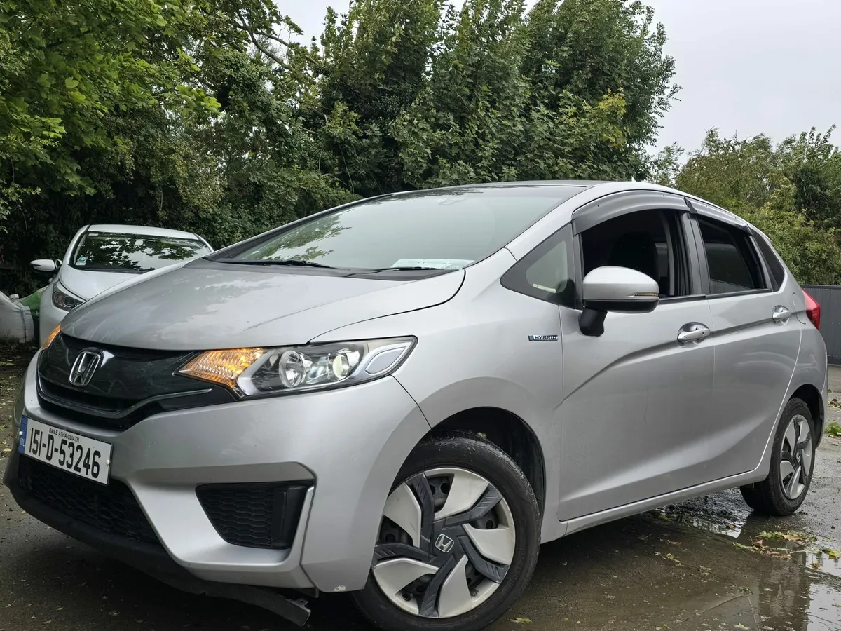 2015 Honda fit automatic hybrid €5,999 - Image 4