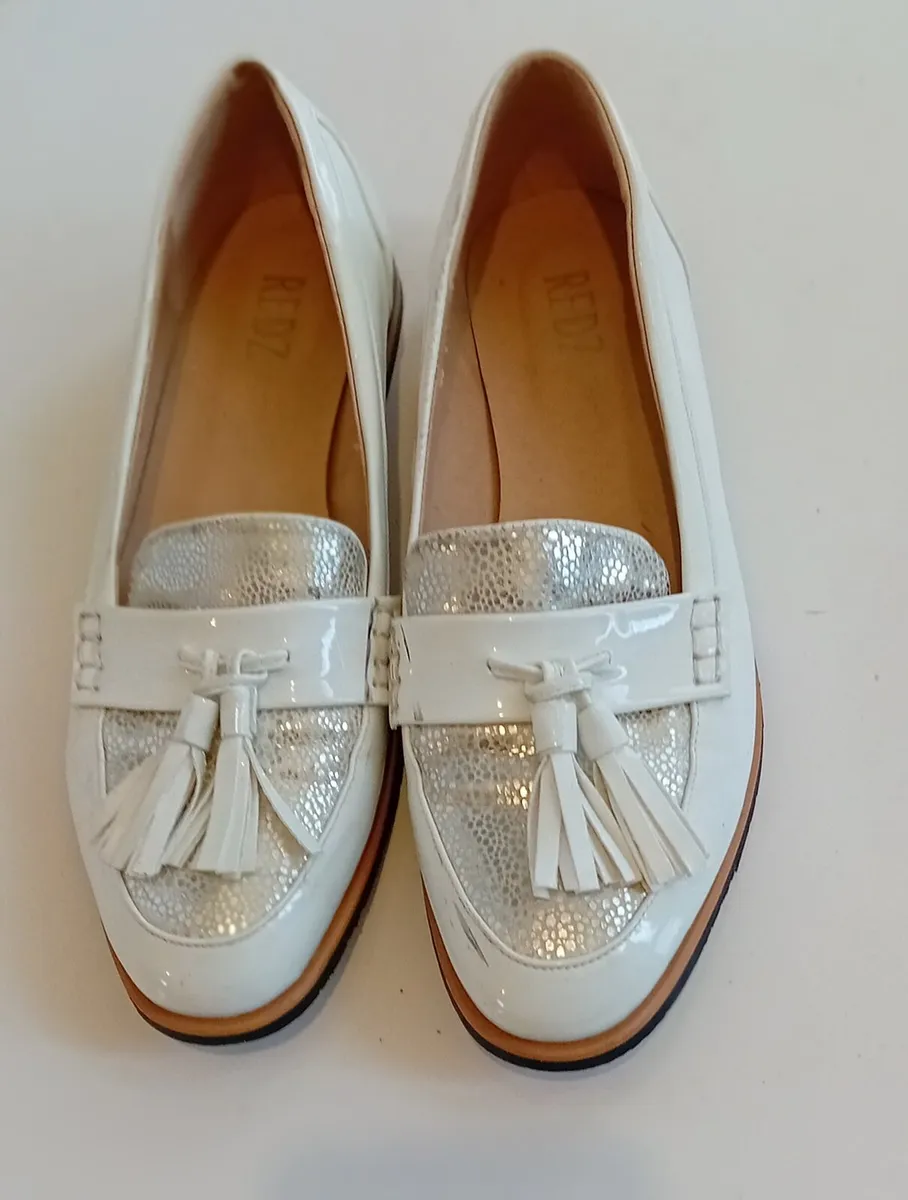 Ladies Elegant Shoes - Image 1