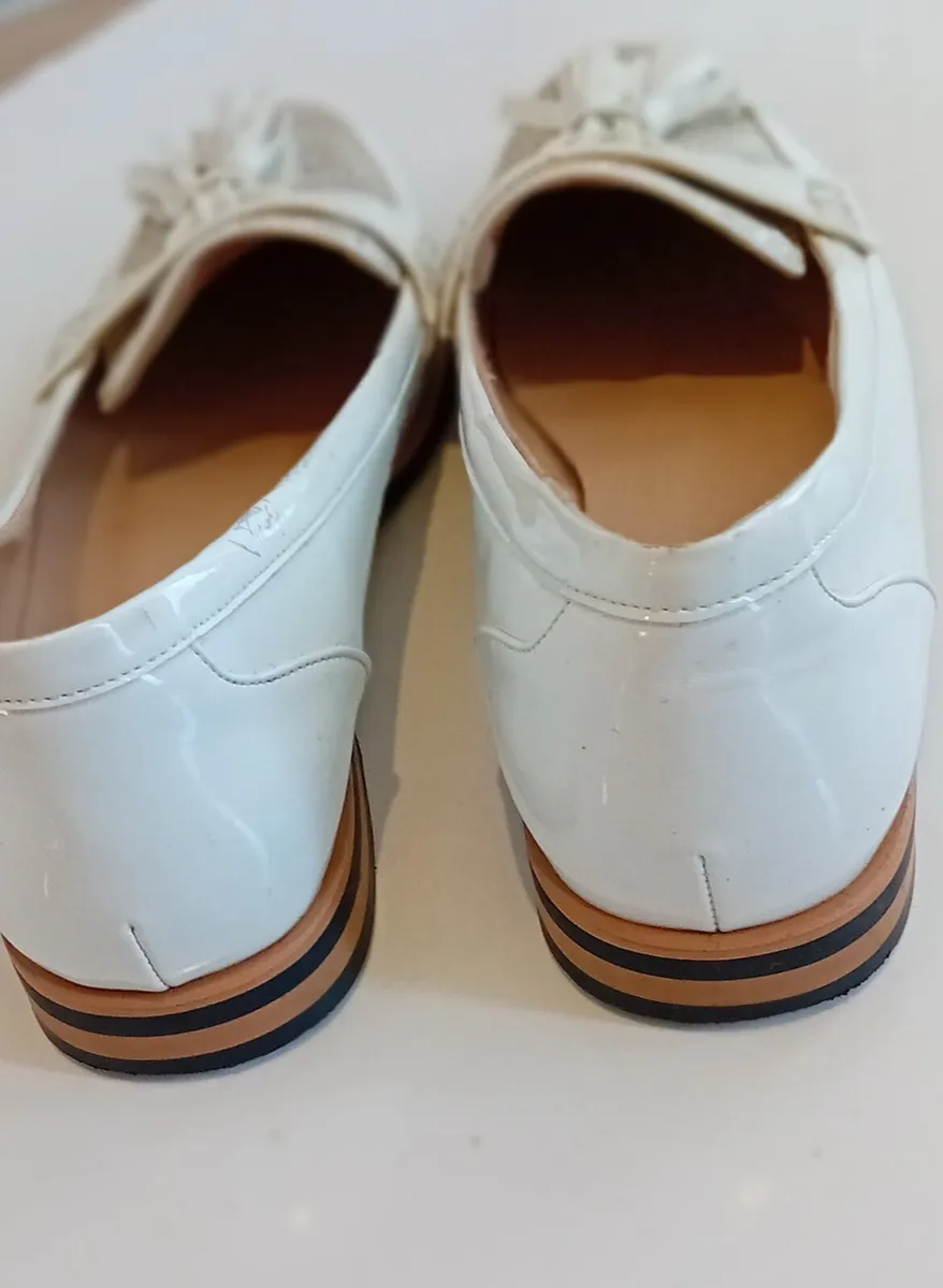 Ladies Elegant Shoes - Image 2