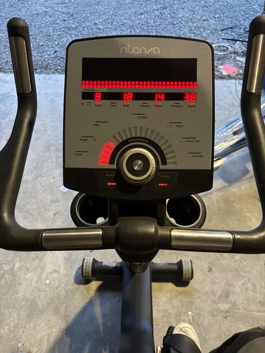 Intensa upright bike 🌟🌟 - Image 4