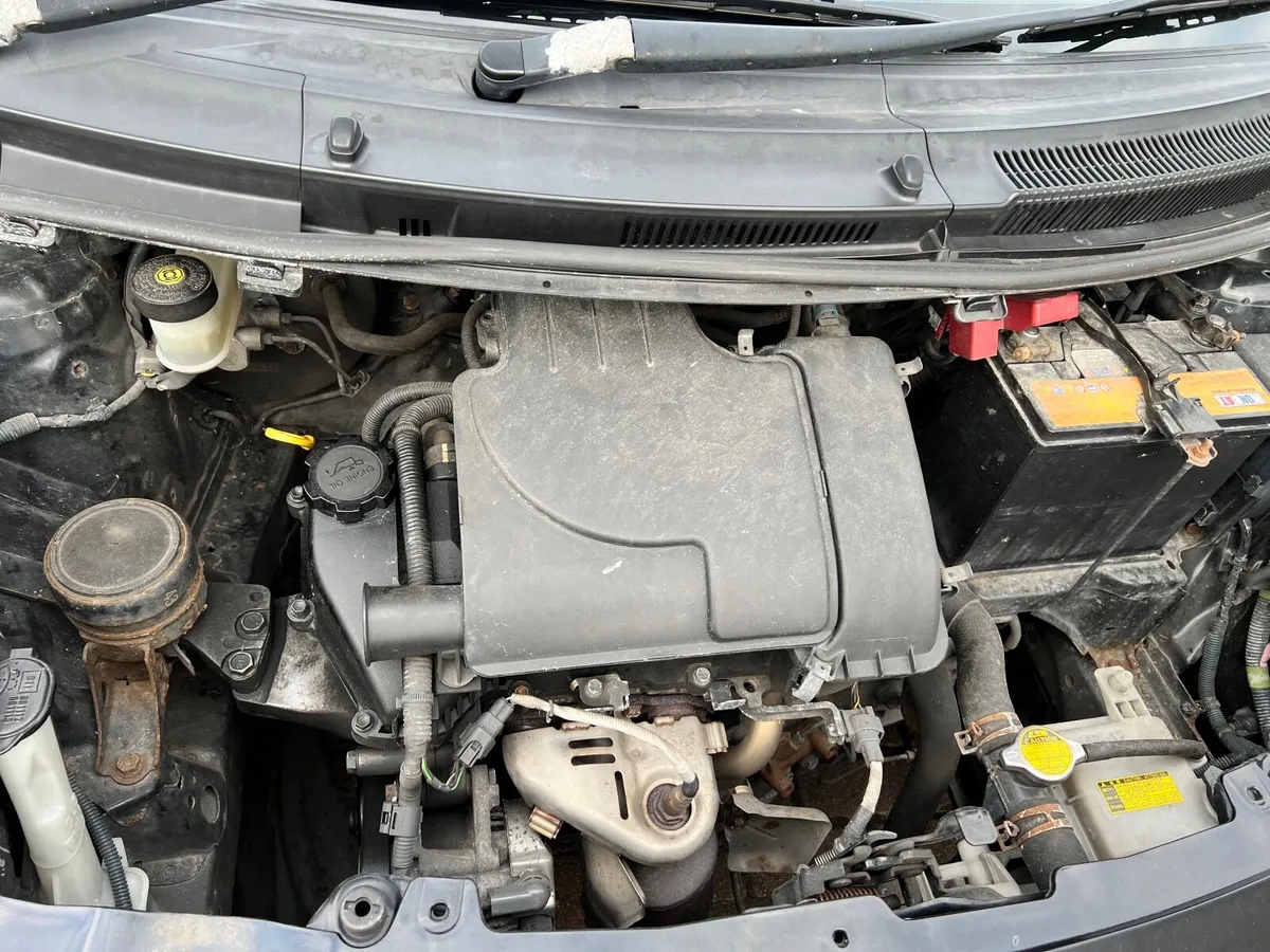 Toyota Yaris 2006 - Image 4