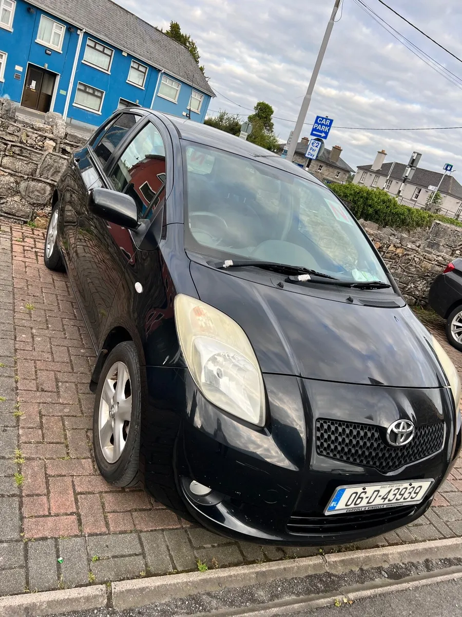 Toyota Yaris 2006 - Image 1