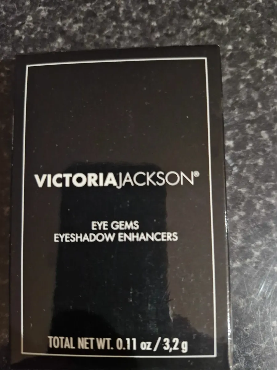 Victoria Jackson Makeup set - Image 3
