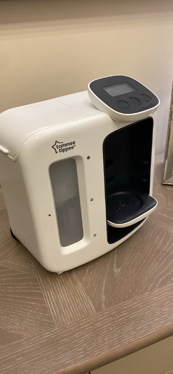 Tommee Tippee prep machine and steriliser Bundle - Image 1