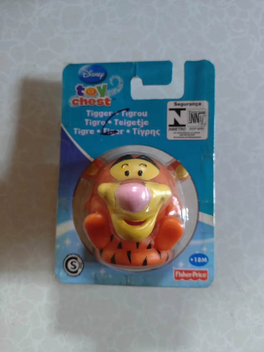 DISNEY TOY CHEST SMALL PLASTIC TIGGER (NEW). - Image 1
