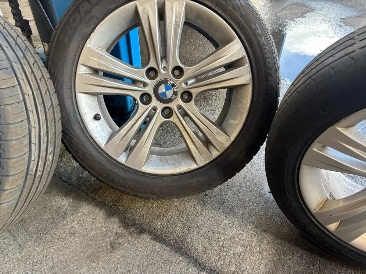 F30 bmw alloys 225/50/17 - Image 3