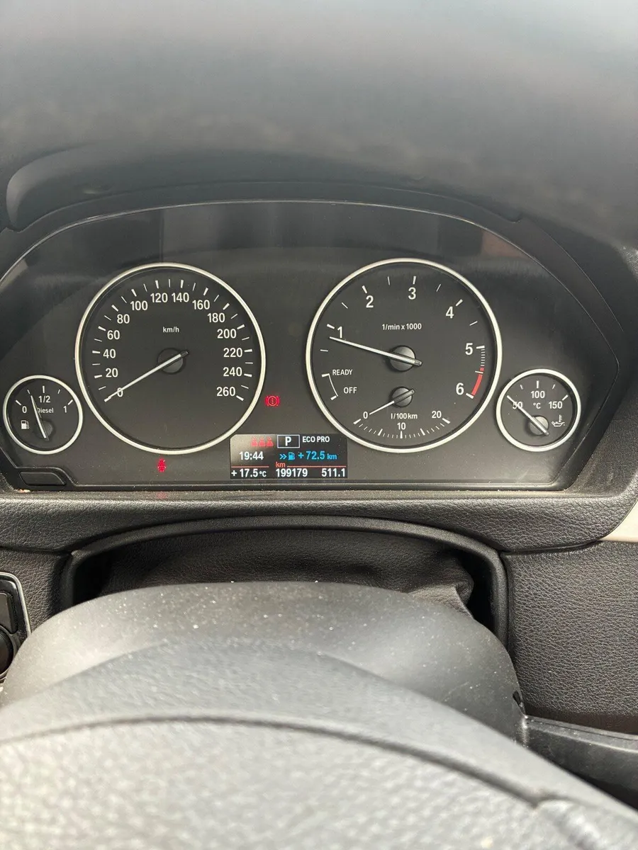 BMW 3-Series 2013 - Image 4