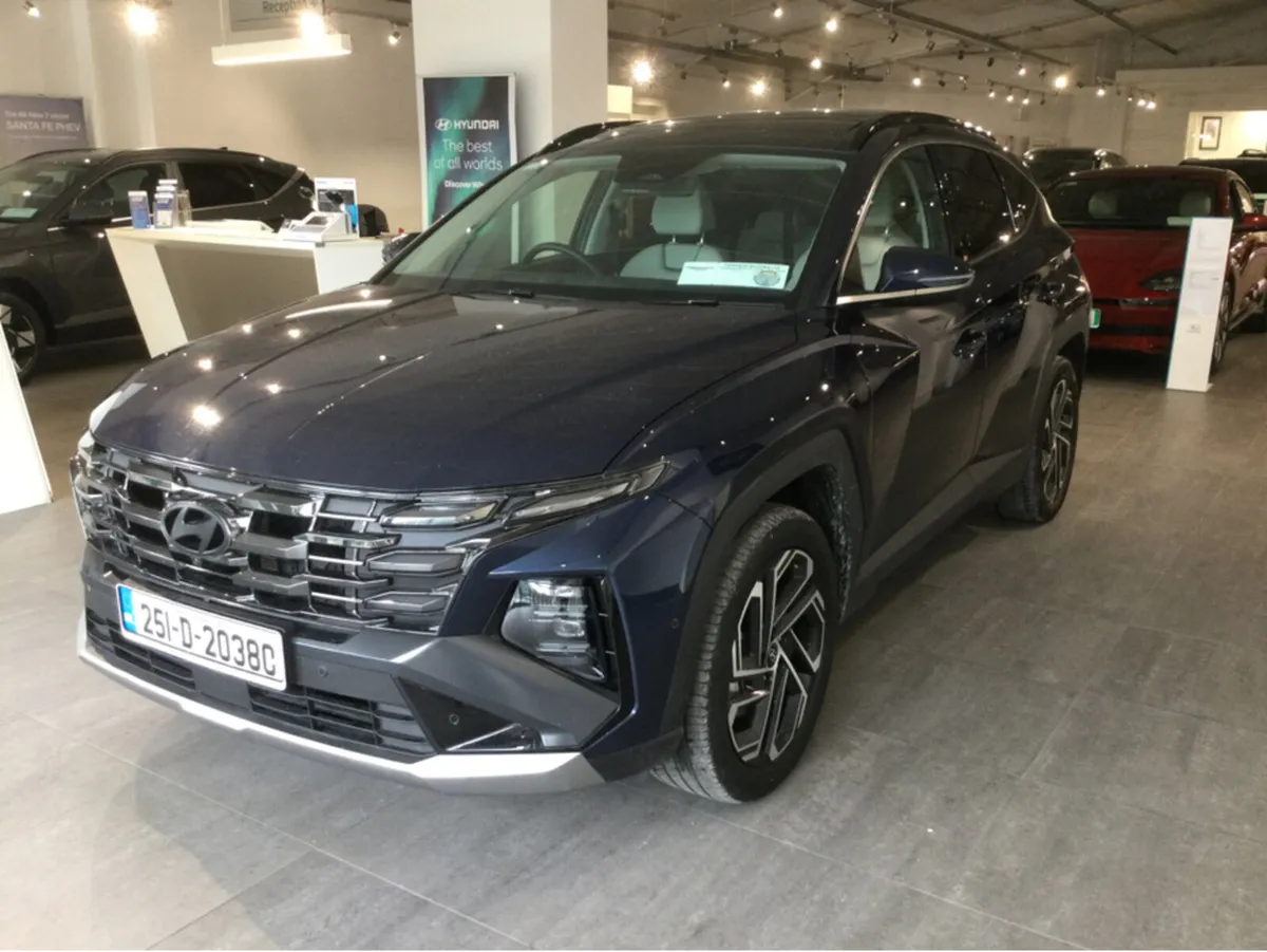 Hyundai Tucson PLATINUM **PLUG IN HYBRID ** Panora - Image 3