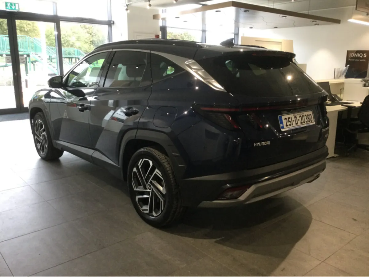 Hyundai Tucson PLATINUM **PLUG IN HYBRID ** Panora - Image 4