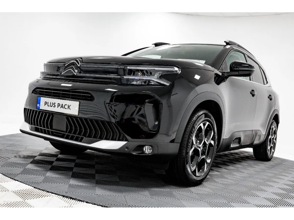 Citroen C5 Aircross PLUS PACK 1.5 Diesel Auto 130H - Image 3