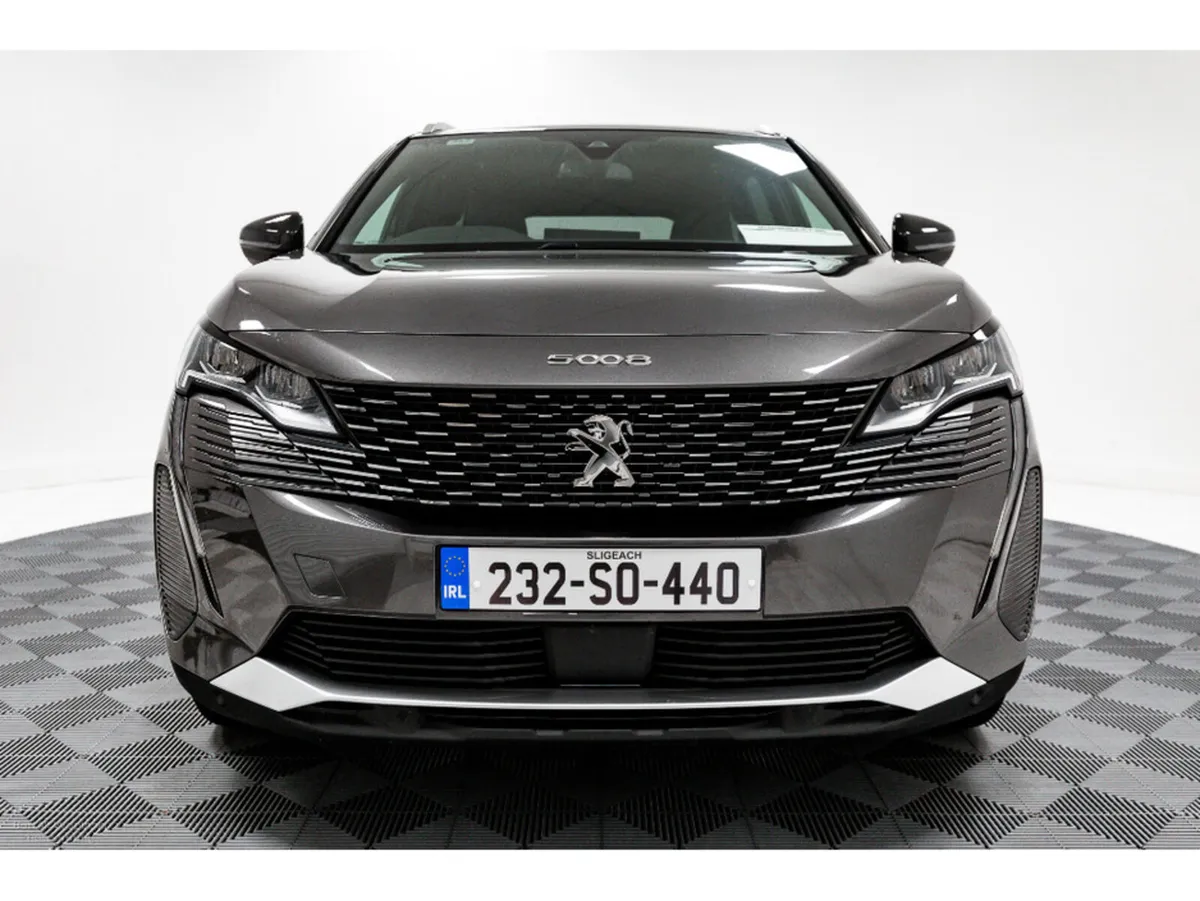 Peugeot 5008 Allure 1.5 Diesel Auto 130HP - Image 3