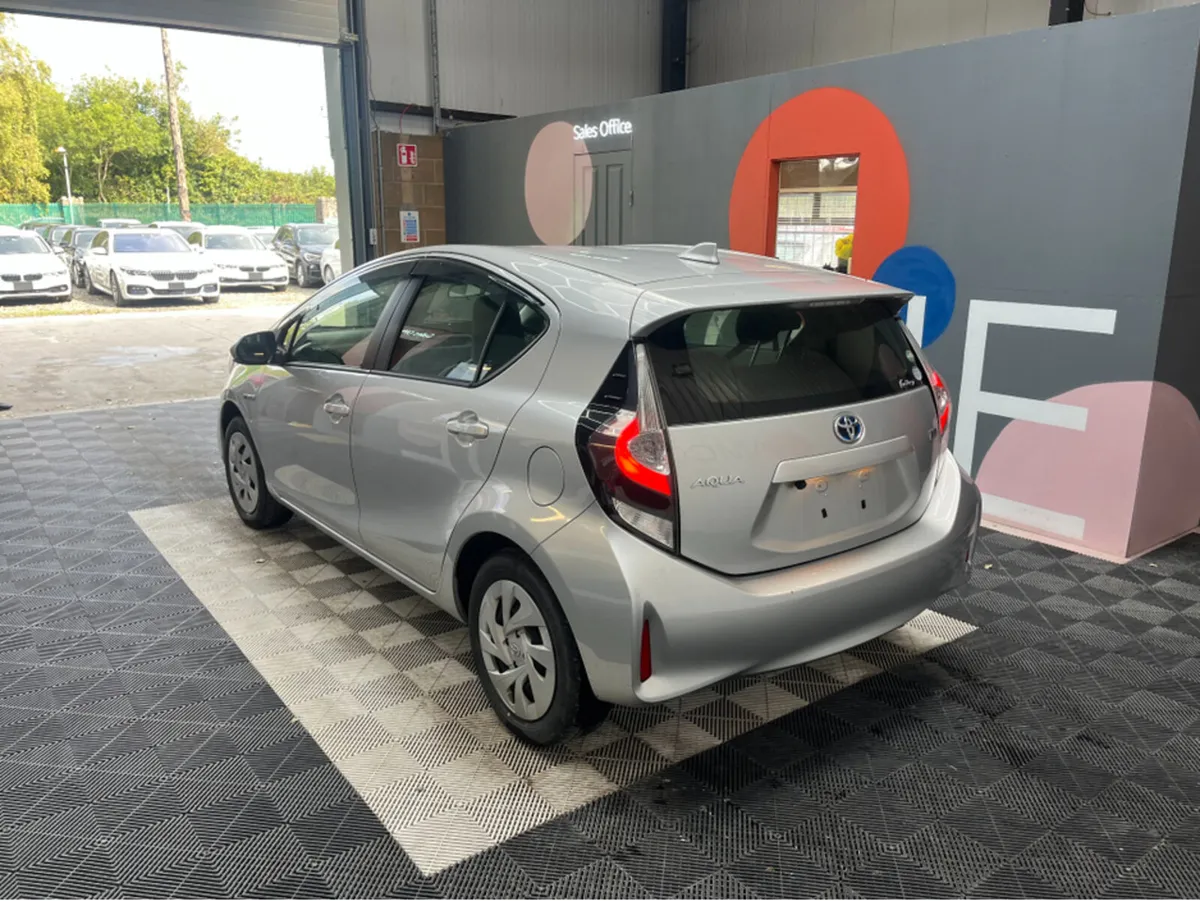 Toyota Aqua 2020 TOYOTA AQUA 1.5L HYBRID / 107K KM - Image 4