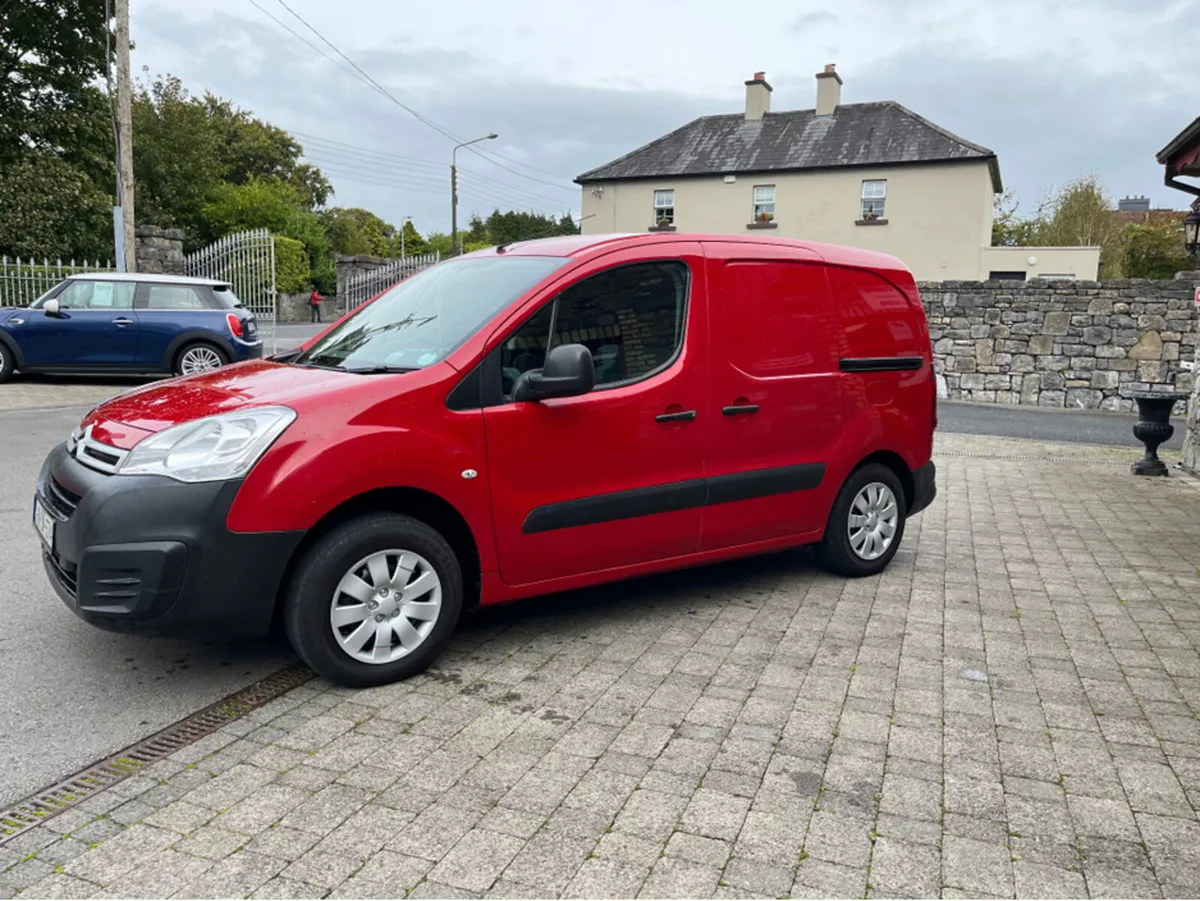 Citroen Berlingo LX BLUEHDI 75 625KG S SWB MY40 3 - Image 3