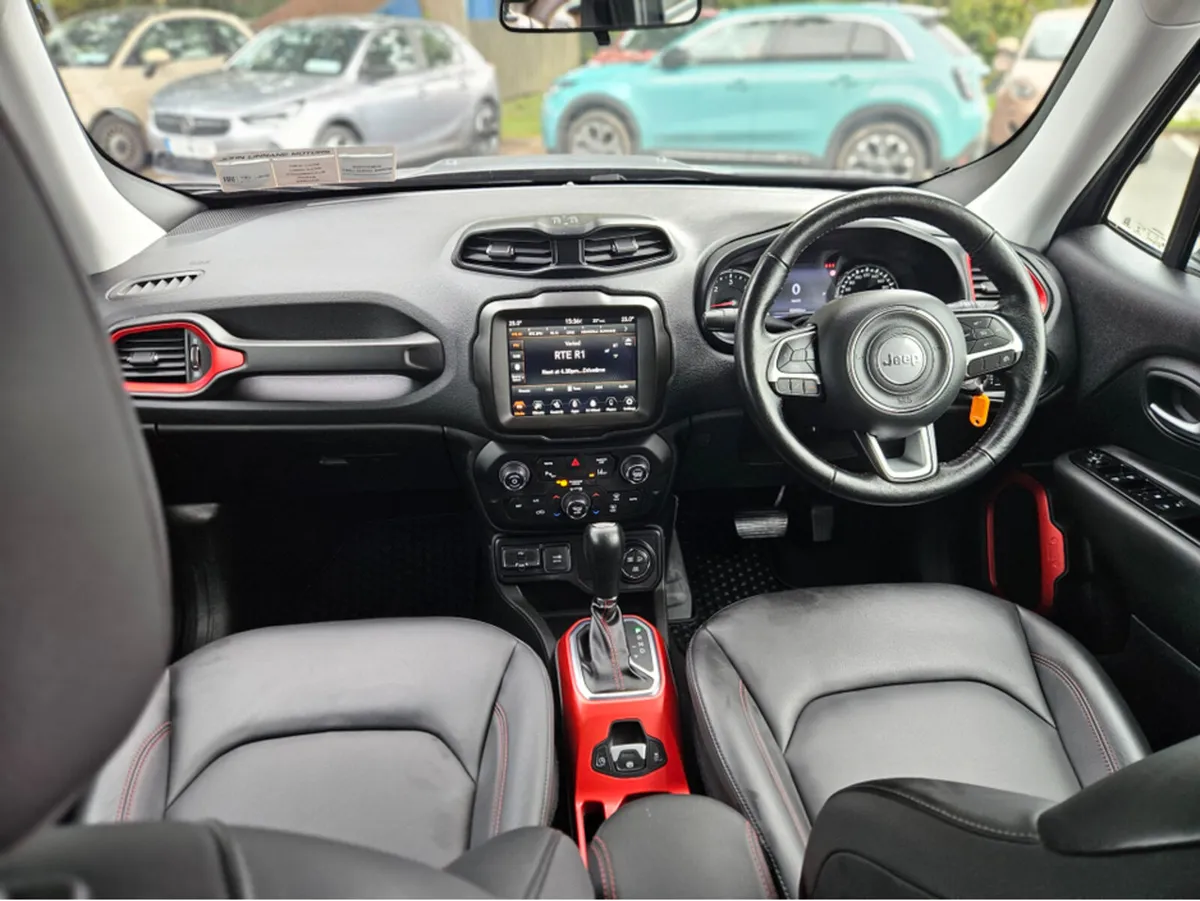 Jeep Renegade 2.0 M-JET 170HP AWD T TRAIL 5DR - Image 2