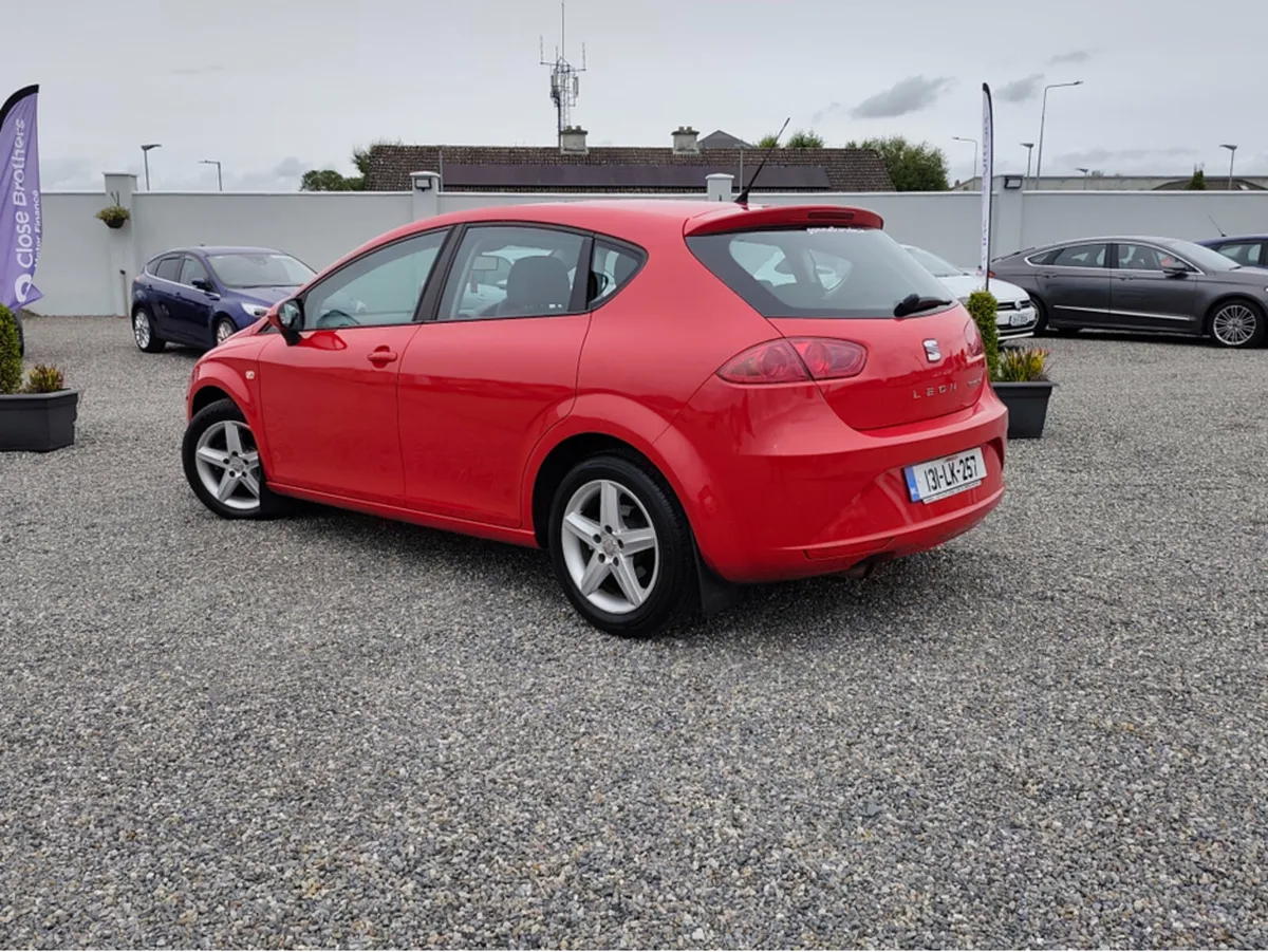 SEAT Leon 1.6 TDI 105HP COPA 4DR - Image 4