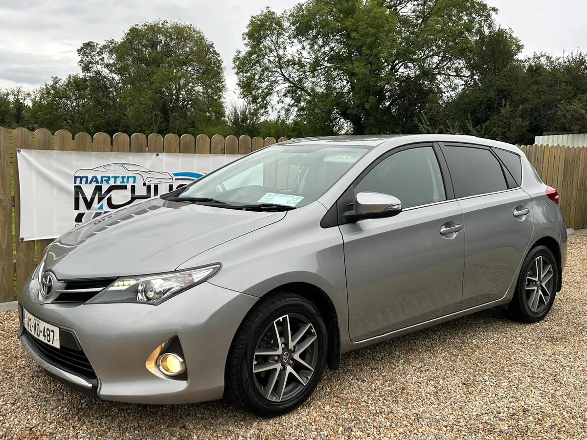 2014 Toyota Auris Sol 1.4 D4D - Image 2