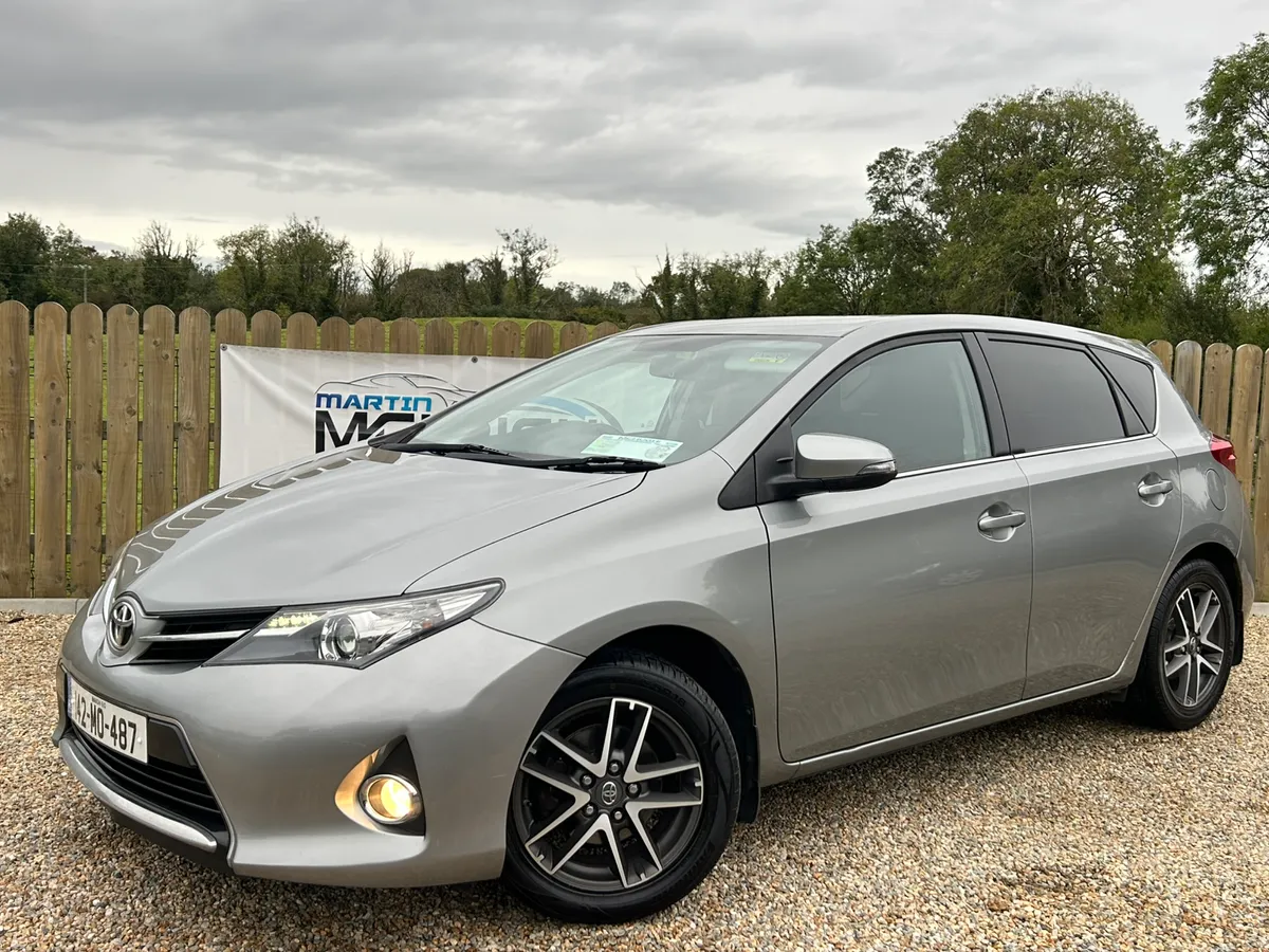 2014 Toyota Auris Sol 1.4 D4D - Image 4