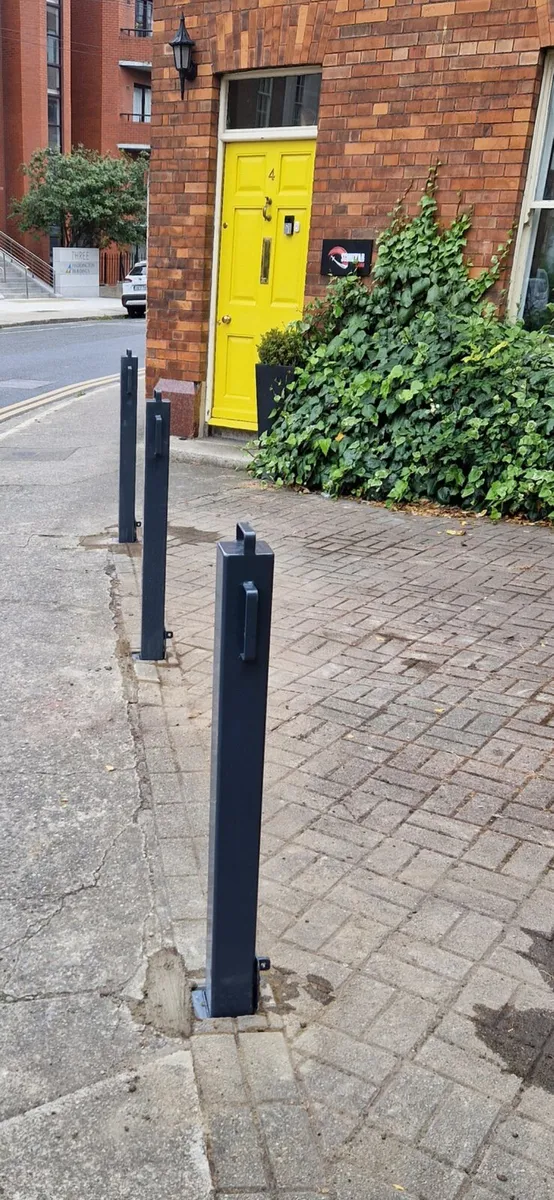Anti theft rambars supplied installed - Image 2